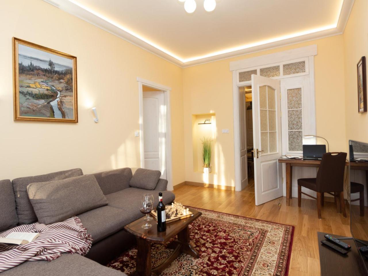 Lviv Suites At Pidmurna St. 20 Ngoại thất bức ảnh